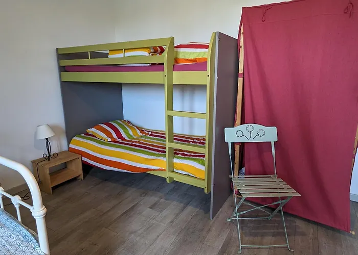 Spacieux Au Coeur De La Nature A - Fr-1-585-185 *